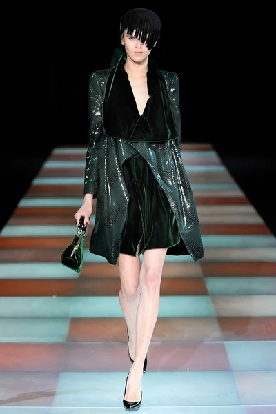 Look 2